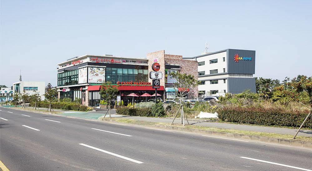 Ra Tourist Hotel Jeju Eksteriør bilde