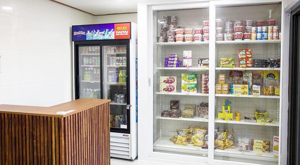 Ra Tourist Hotel Jeju Eksteriør bilde